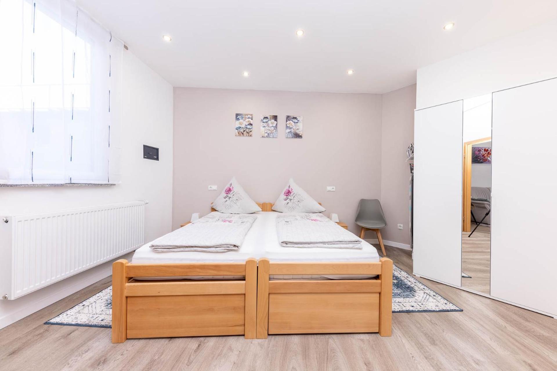 Neu I Ferienwohnung Jasmin Андернах Екстер'єр фото