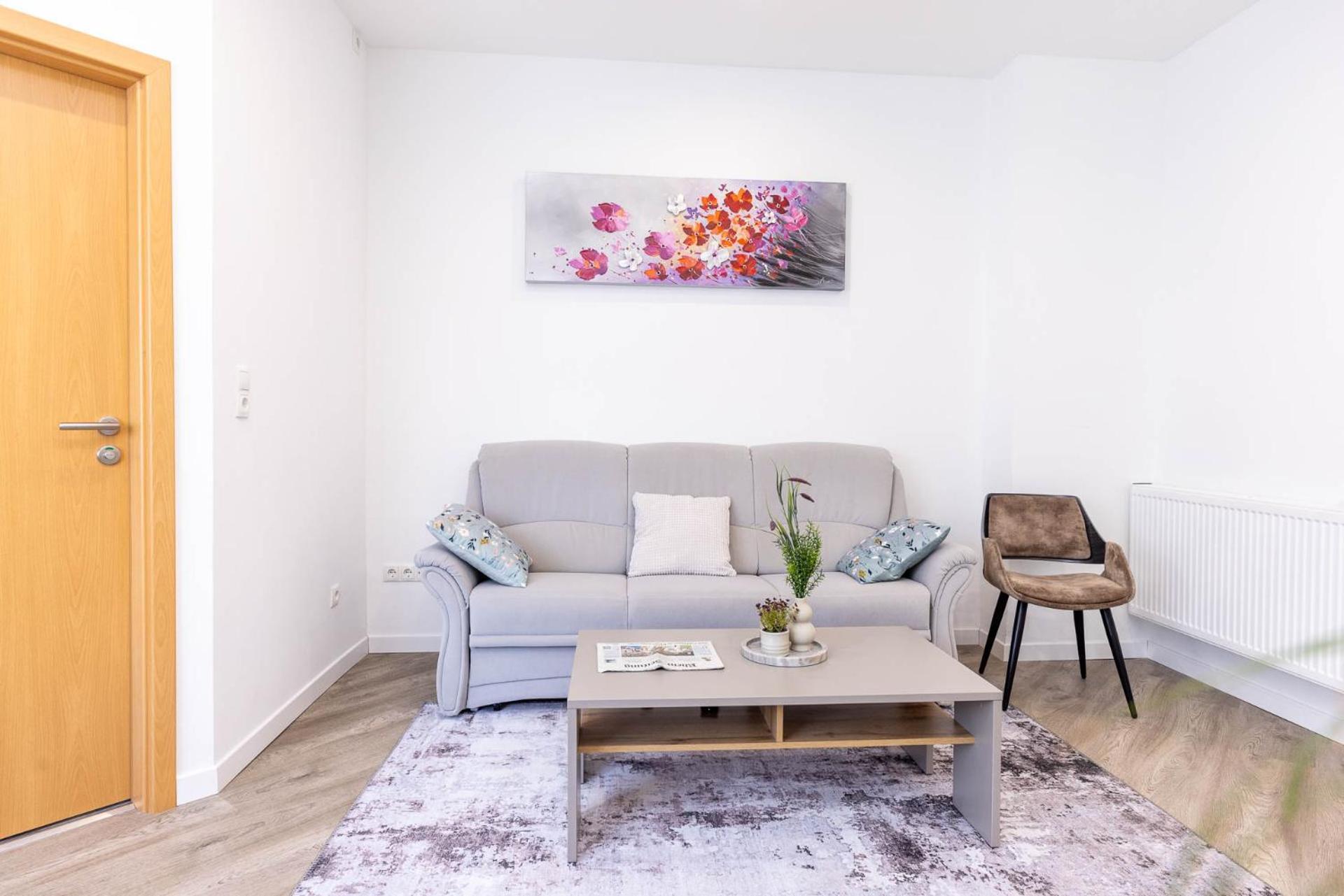 Neu I Ferienwohnung Jasmin Андернах Екстер'єр фото